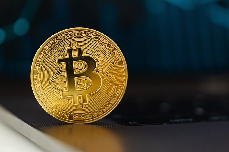 Kryptovaliutų integracija ir konsultavimas